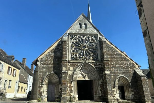 St20Fargeau Photo de l'agence Pompes Funèbres et Marbrerie Picard - Saint-Fargeau